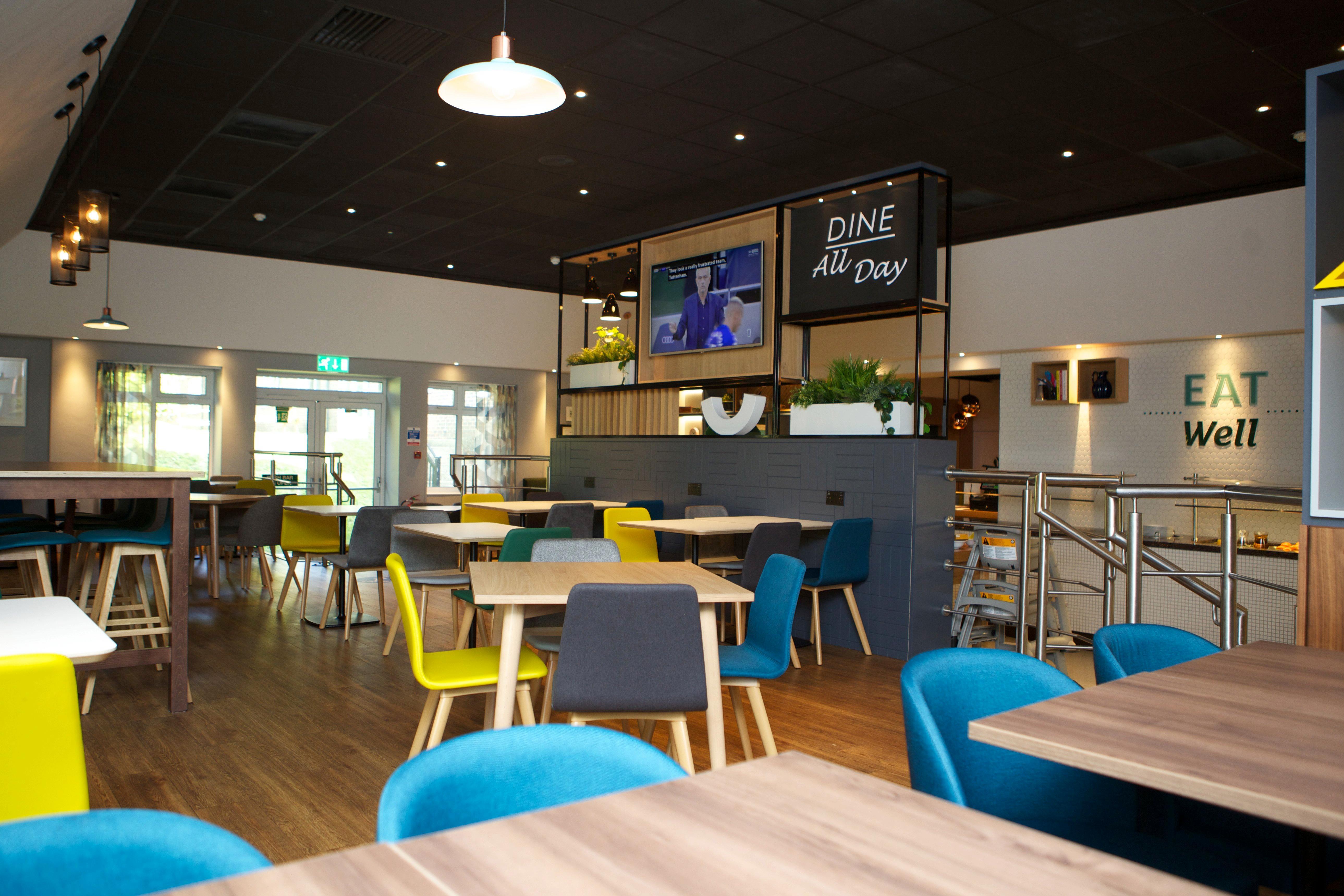 Holiday Inn Ashford - North A20 By Ihg Exterior foto