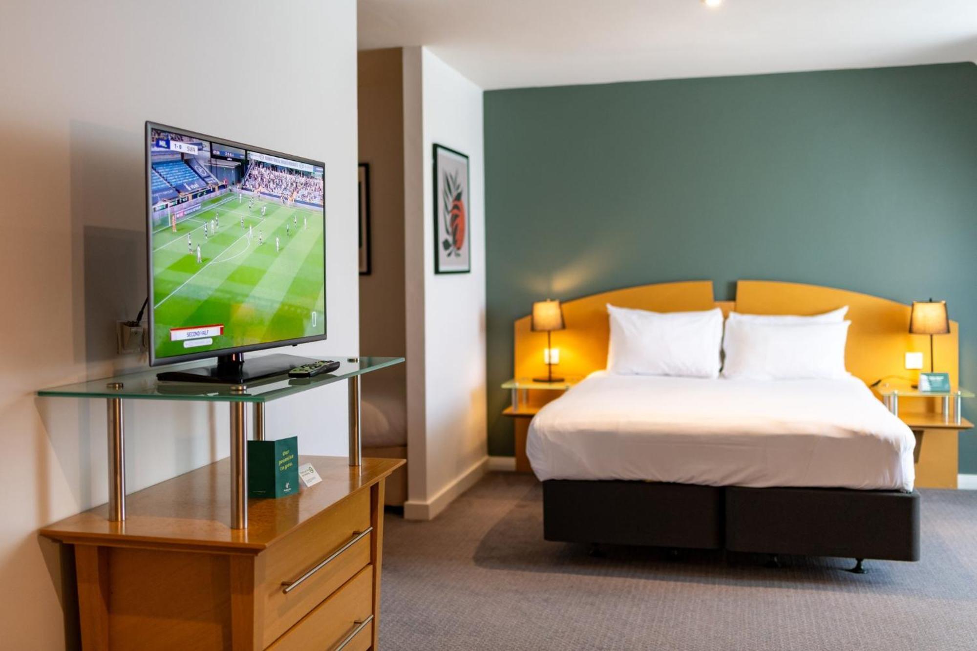 Holiday Inn Ashford - North A20 By Ihg Exterior foto