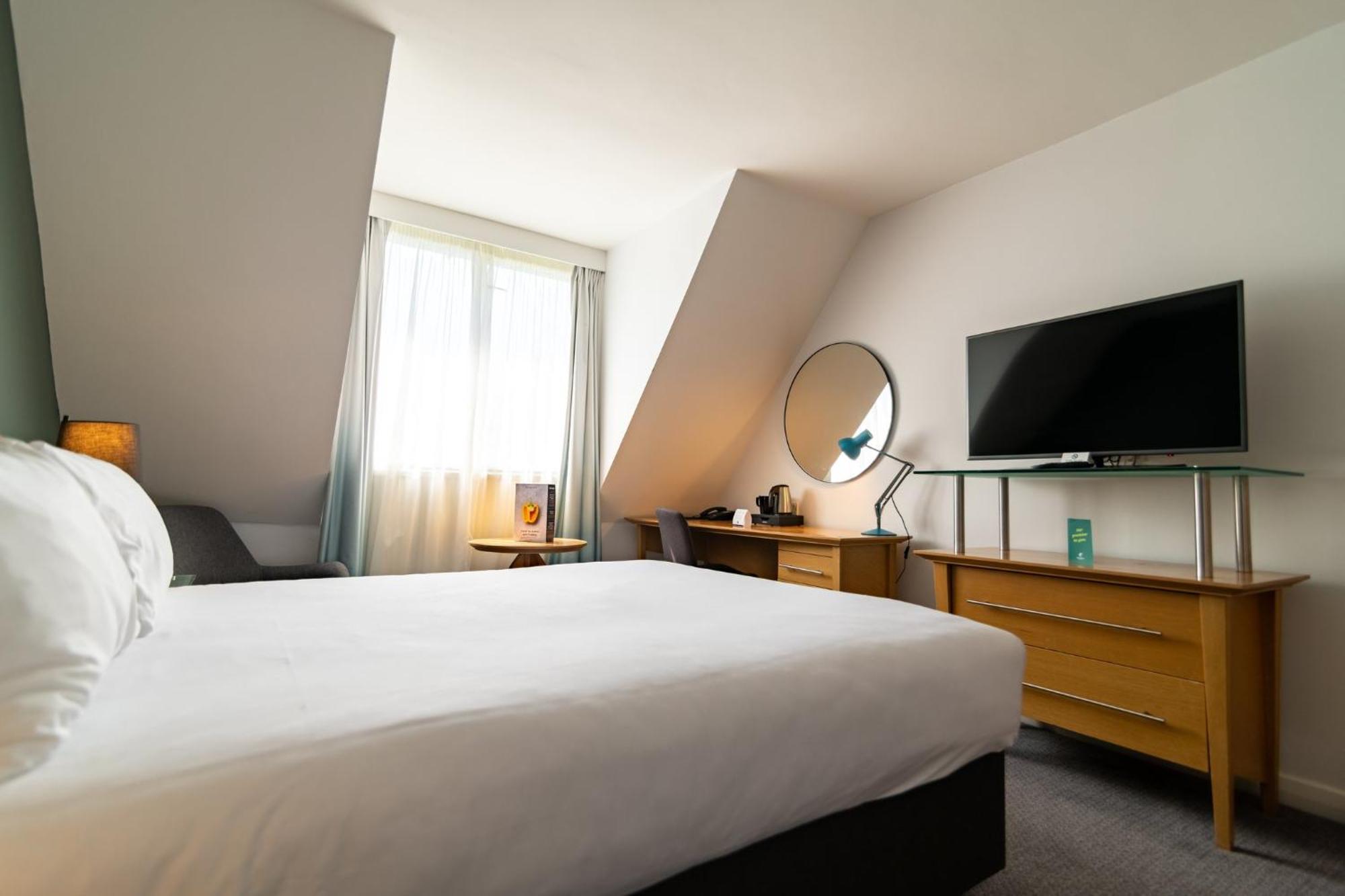 Holiday Inn Ashford - North A20 By Ihg Exterior foto